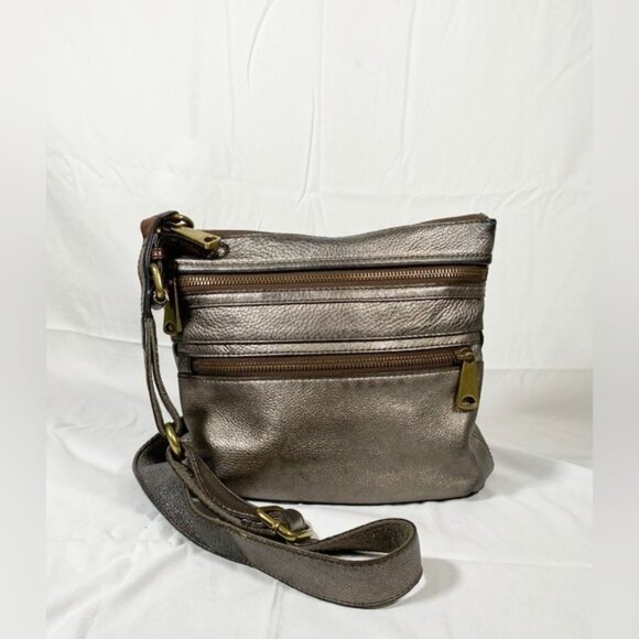 Vintage Y2K Fossil Distressed Metallic Silver Leather Explorer Cross Body Bag - Picture 1 of 8